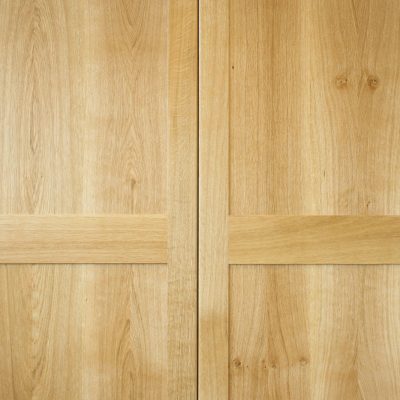 Einbauschrank im Bad aus Eiche massiv