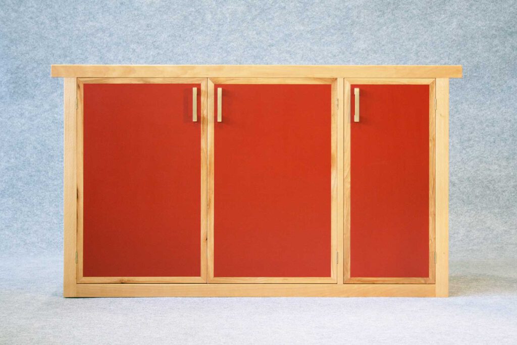 Sideboard, Schrank aus Massivholz Buche und Linoleum
