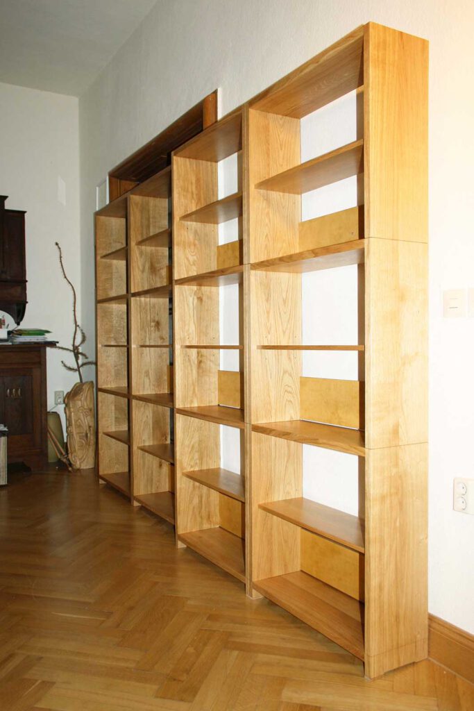 Regal aus Massivholz Eiche, Bücherregal für die Bibliothek