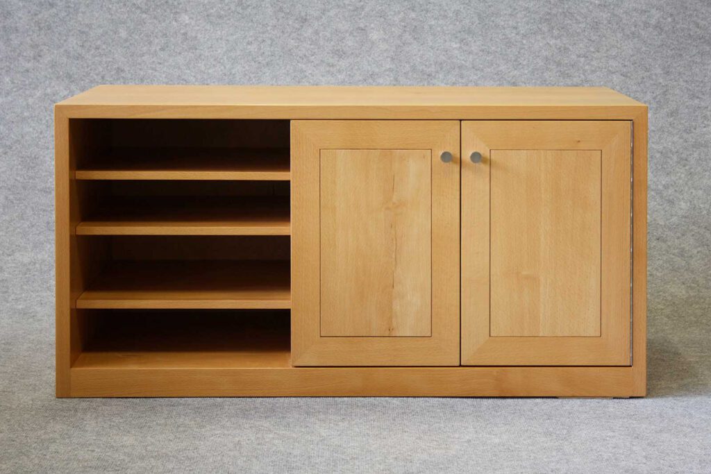 Sideboard, TV-Möbel aus Massivholz Buch